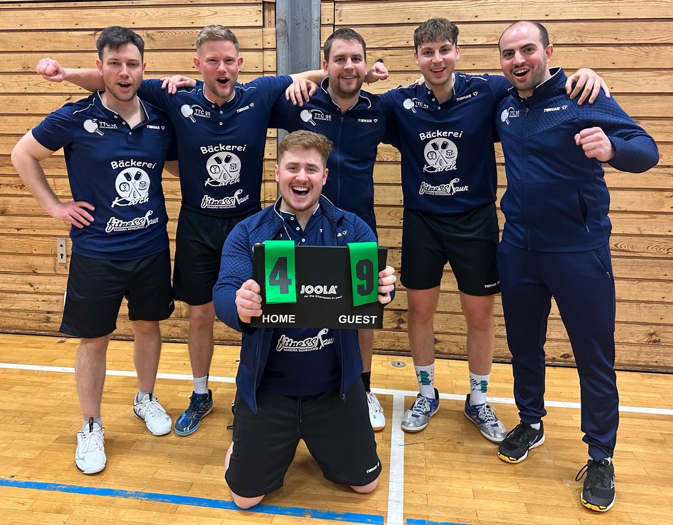 20250329 Siegerfoto Zweite.jpg